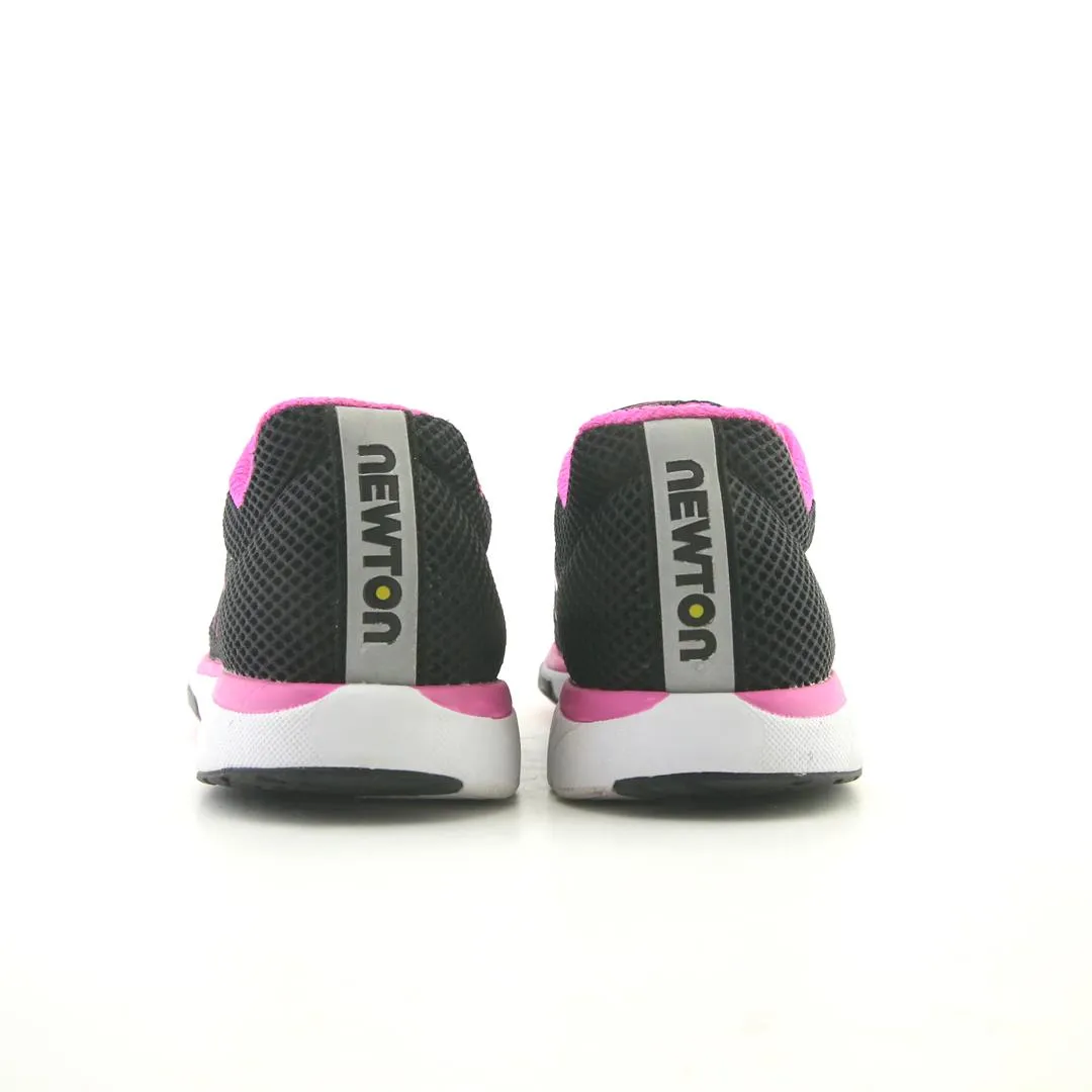 NEWTON  DISTANCE 8